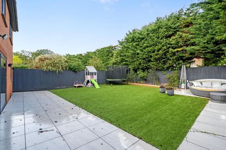 4 bedroom detached house to rent - Photo 5