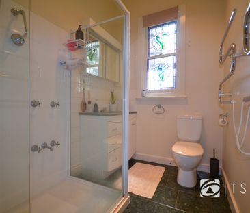 27 Hammer St, Flora Hill - Photo 4