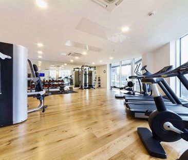 Room in a Shared Flat, High Street, E15 - Photo 5