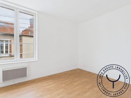 Bel appartement rénové à deux pas de la mairie - Photo 2