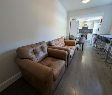 5 bedroom private hall to rent - Photo 3