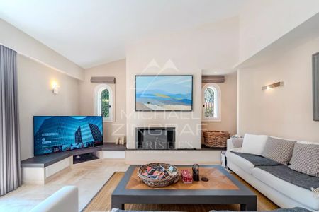 Mougins - Au calme absolu, villa de plain-pied - 5 chambras - Photo 4
