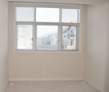 Townhouse For Lease | E8134042 - Photo 4