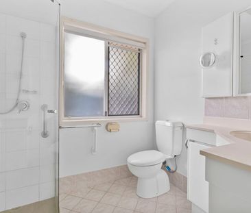 Spacious Canal Living in Prime Palm Beach Location - Photo 4