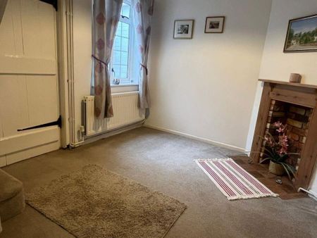 2 bedroom terraced house to rent - Photo 2
