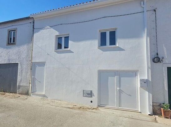 Coimbra, Lisbon - Photo 1