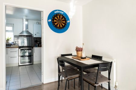 Stourhead Gardens, SW20, London - Photo 2