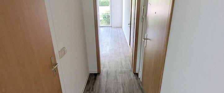 ++ gemütliche, neue 2-Raum Wohnung - beste Wohnlage in Limbach-Oberfrohna ++ - Photo 1