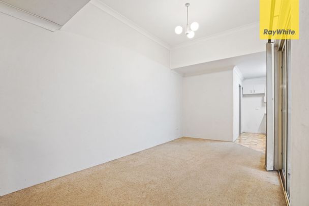 Spacious Torrens Title Duplexes - Prime Westmead Location - Now for Lease! - Photo 1