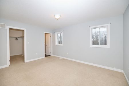 For Lease - 9204 WHITE OAK Avenue, Niagara Falls, Ontario - Photo 5