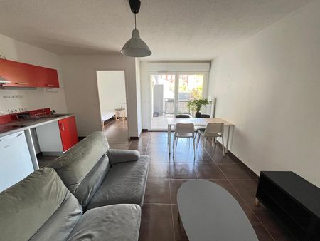 Location Appartement 2 pièces 43m² ALBI 81000 - Photo 2