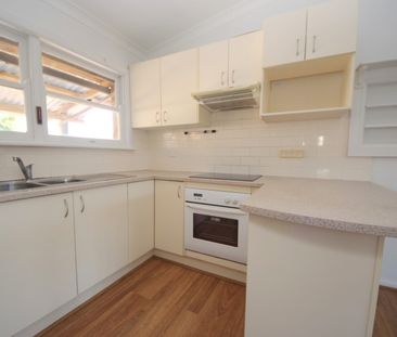 27 Ogilvy Street, Peakhurst NSW 2210 - House For Rent | Domain - Photo 1