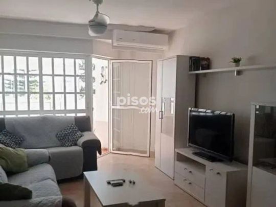 Piso en alquiler en Paseo Marítimo - Photo 1