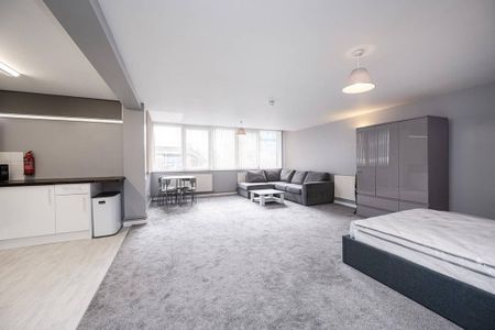 Studio to rent - Photo 5