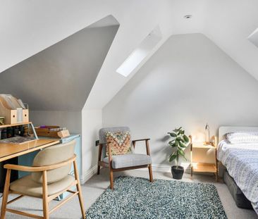 5 bedroom detached house to rent - Photo 4