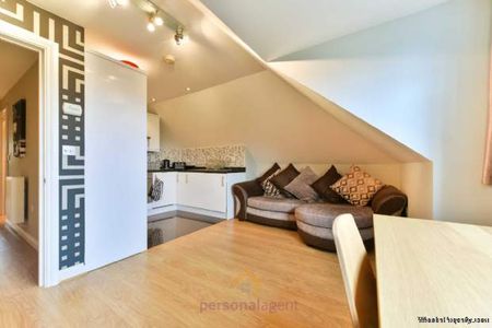 1 bedroom property to rent in Epsom - Photo 5