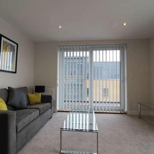 Montagu House, Padworth Avenue, Reading, RG2 - Photo 1