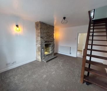 2 bedroom terraced house to rent - Photo 6