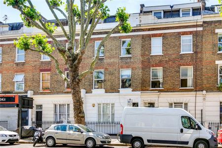4 bedroom flat to rent - Photo 2