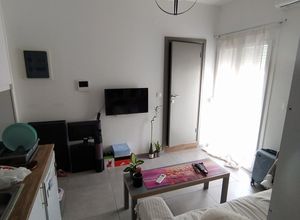 Studio/Γκαρσονιέρα για ενοικίαση - Χαριλάου, - Φωτογραφία 2