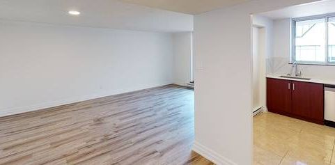 1-bed Centretown Apartment Available April 1st - Photo 2