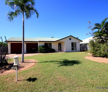 Comfortable Family Living in a Quiet Court, Spacious Yard and Enter... - Photo 6