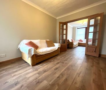 Gladstone Road, Watford - Photo 2