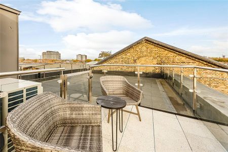 3 bedroom penthouse to rent - Photo 4
