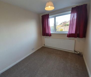 2 bedroom semi-detached bungalow to rent - Photo 5