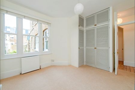 2 Bed Maisonette, Cowley Road, SW14 - Photo 3
