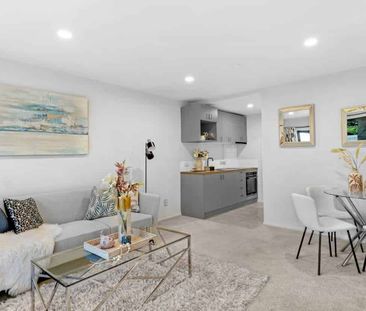 Modern Comfort in the Heart of Mt Wellington! - Photo 4