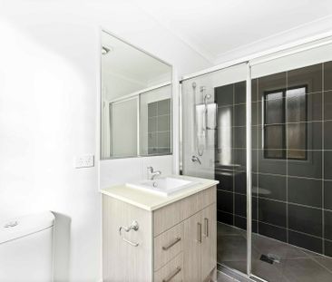 2/83 Sanctuary Drive, Cranley - Photo 3