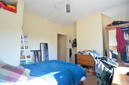 4 bedroom house to rent - Photo 2