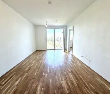 Top-Ausstattung: Moderne 2-Zimmer-Wohnung mit Loggia und toller Aussicht - Photo 1