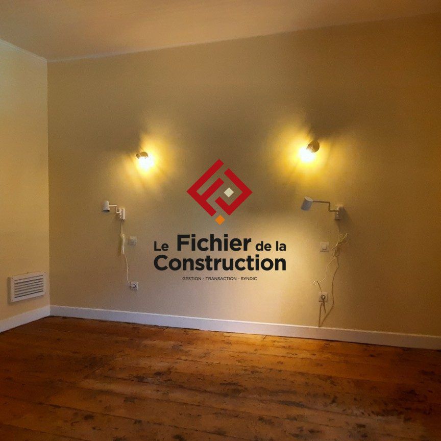Location Maison 5 pièces 136m² ST ISMIER 38330 - Photo 1