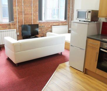 Studio to rent - Photo 4