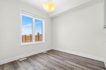 For Lease - 108 FORESTWALK Street, Kitchener, Ontario - Photo 3