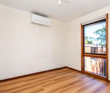 Immaculate 2 Bedroom Unit - Photo 3