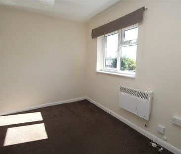 2 bedroom maisonette to rent - Photo 1