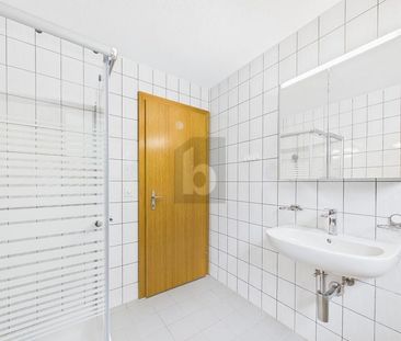 MIT NEUER KÜCHE UND UNVERBAUBAREM AUSBLICK - Photo 3