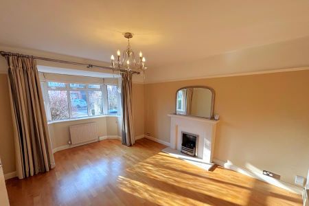 Waldens Park Road, Woking, Surrey, GU21 - Photo 2