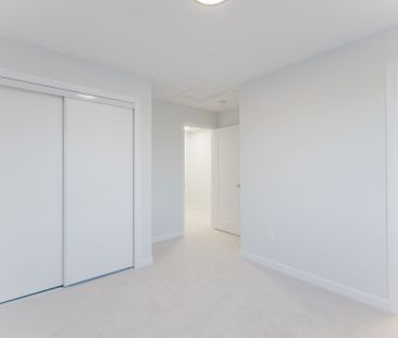 For Lease - 801 Glenroy Gilbert Drive Unit# 15, Barrhaven, Ontario - Photo 3