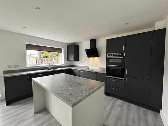 3 bedroom detached house to rent - Photo 1