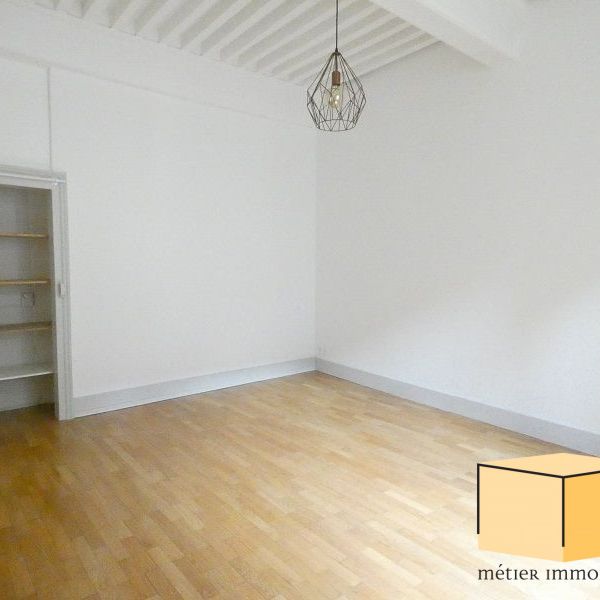 Location Appartement 3 pièces 86m² BELLEY 01300 - Photo 1