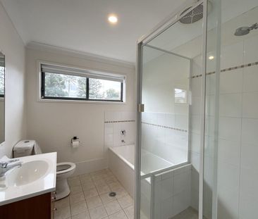 Modern Two Bedroom Unit - Photo 3