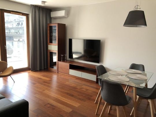 Apartament na wynajem, ul. Grzybowska, Warszawa Śródmieście - Photo 1