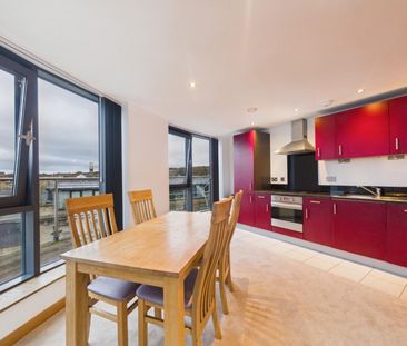 2 bedroom House To Let Total Size: 1002 SQ FT - Photo 3