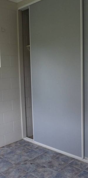 Hot in demand rental! - Photo 1