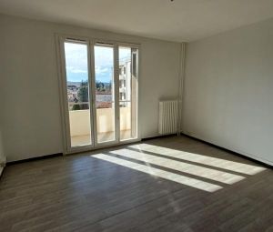 Location Appartement à BOURGOIN JALLIEU - Photo 6