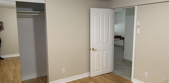 Montréal-Est – Grand logement 5 1/2 à louer - Photo 2